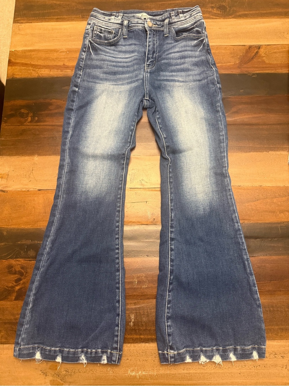 KanCan Signature High Rise Flare Jeans Size 27 Frayed Raw Hem VBK1390S Like New